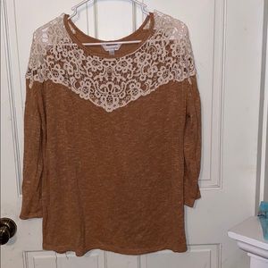 Charming Charlie sweater size small